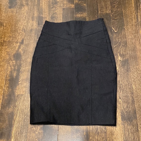 Dynamite stretchy pencil skirt - Picture 1 of 4